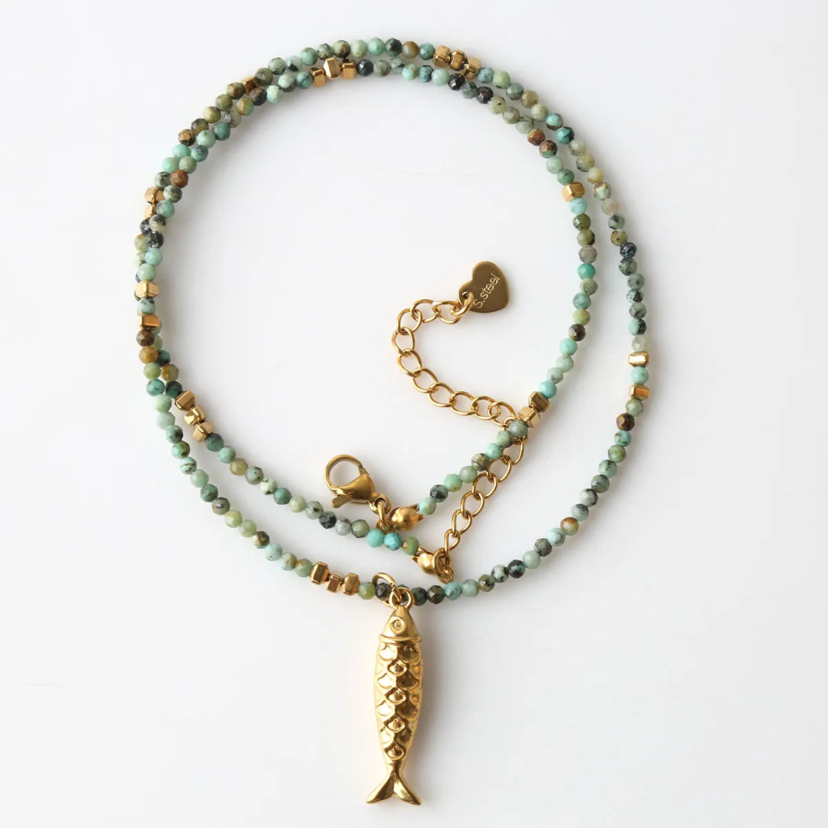 Marine animal colored natural stone bead necklace, stainless steel small fish pendant, personalized and fashionable necklace