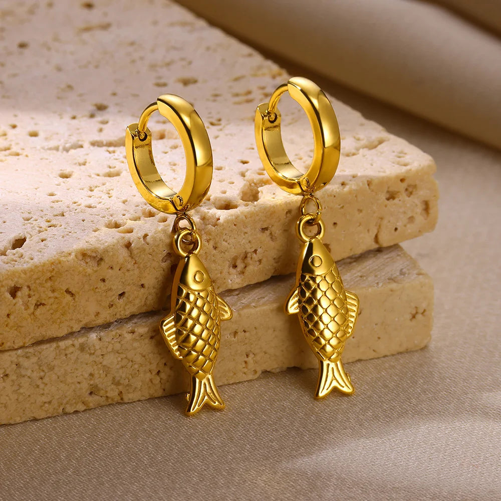 Brincos de argola de concha de estrela do mar de água doce para mulheres elegantes de aço inoxidável cor dourada aretes acessórios de joias de natal
